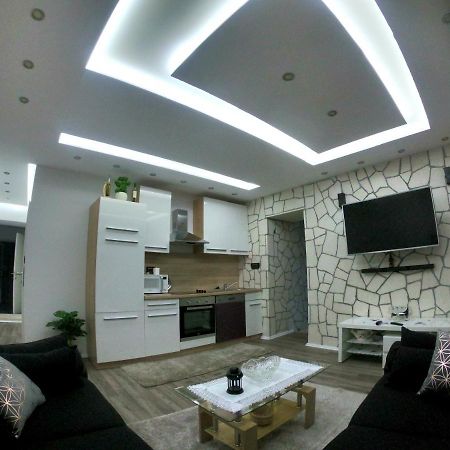 Apartmani Majetic Omišalj Exteriör bild