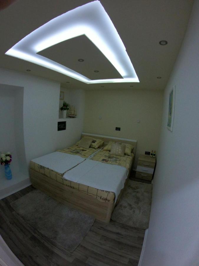 Apartmani Majetic Omišalj Exteriör bild