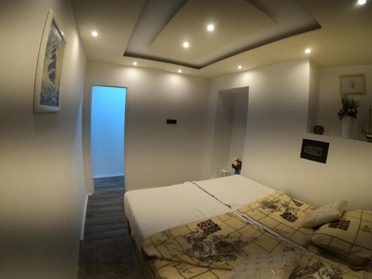 Apartmani Majetic Omišalj Exteriör bild