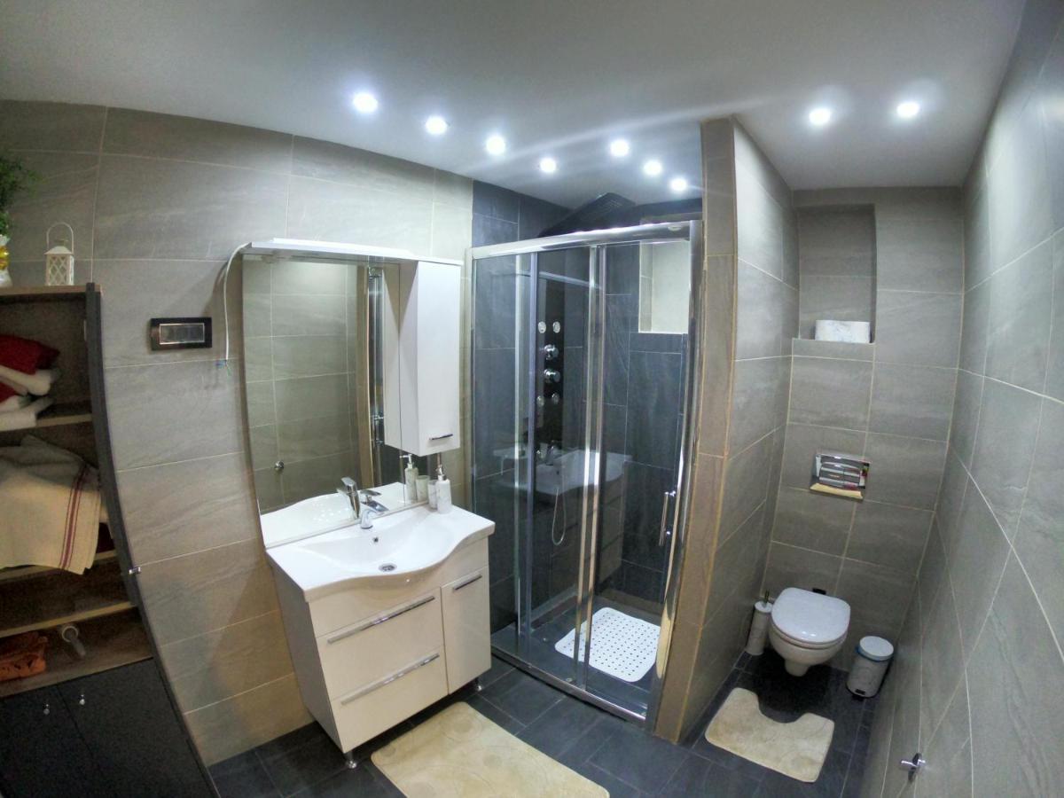 Apartmani Majetic Omišalj Exteriör bild