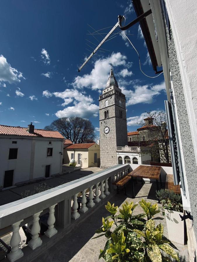 Apartmani Majetic Omišalj Exteriör bild